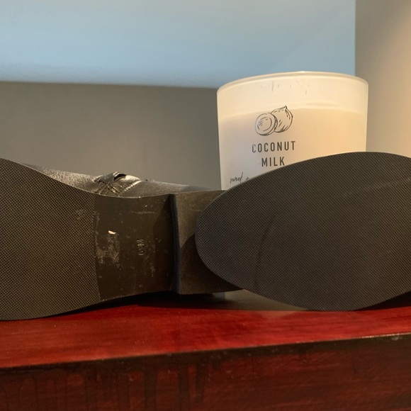 Gorgeous over the knee Tory Burch boots! - Picture 8 of 10